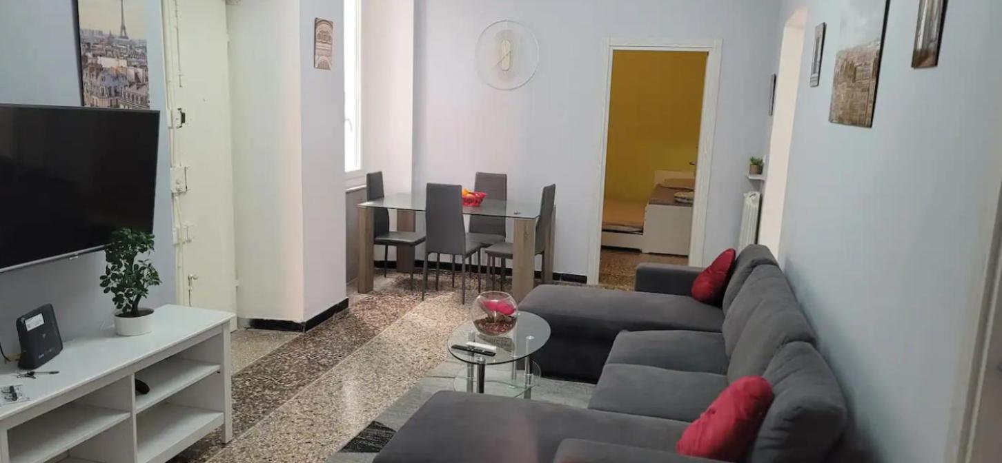 The Friend's Hause Genova